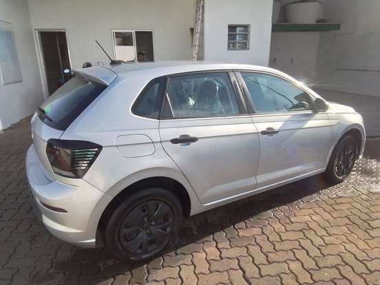 VOLKSWAGEN-POLO-2025