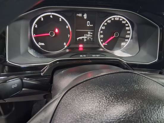VOLKSWAGEN-POLO-2025