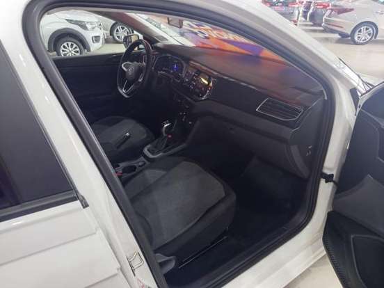 VOLKSWAGEN-POLO-2024
