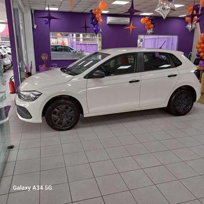 VOLKSWAGEN-POLO-2023