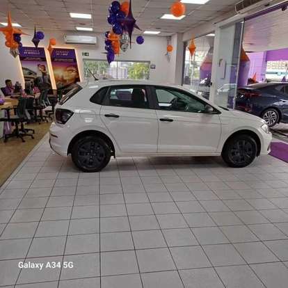 VOLKSWAGEN-POLO-2023