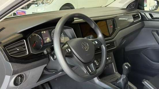 VOLKSWAGEN-POLO-2025