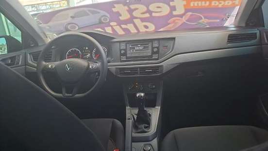 VOLKSWAGEN-POLO-2024