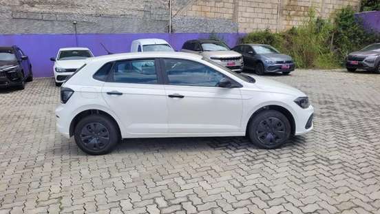 VOLKSWAGEN-POLO-2024