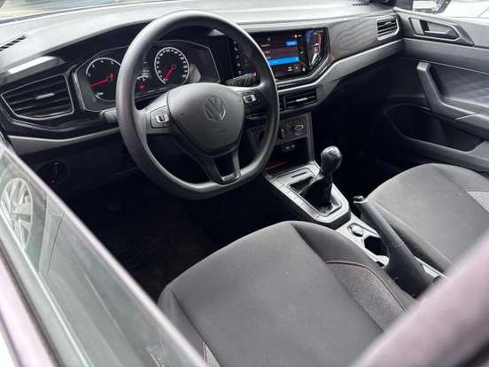 VOLKSWAGEN-POLO-2024
