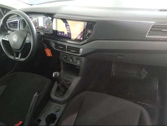 VOLKSWAGEN-POLO-2024