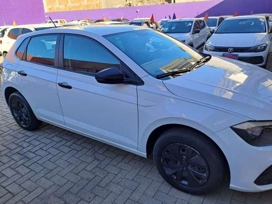 VOLKSWAGEN-POLO-2024