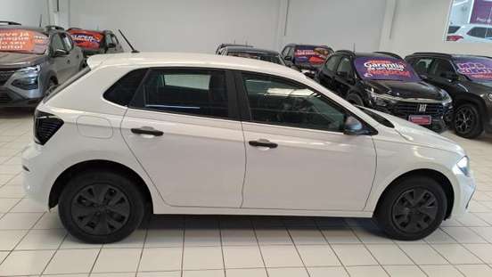 VOLKSWAGEN-POLO-2024
