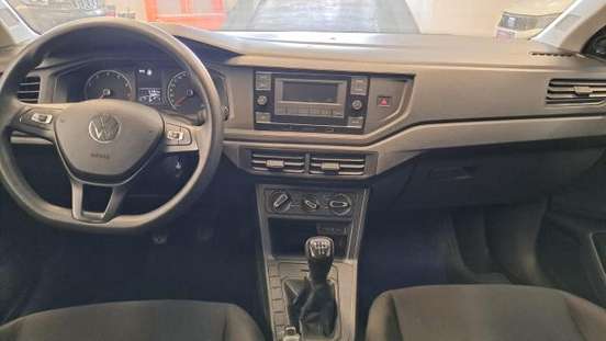VOLKSWAGEN-POLO-2024