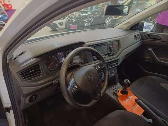 VOLKSWAGEN-POLO-2024