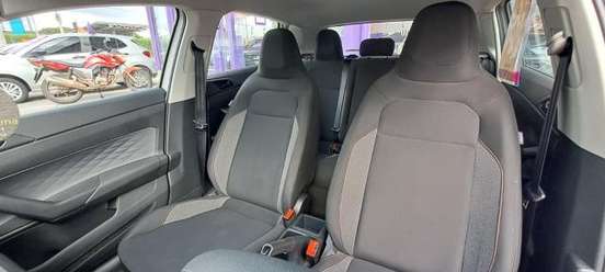 VOLKSWAGEN-POLO-2024