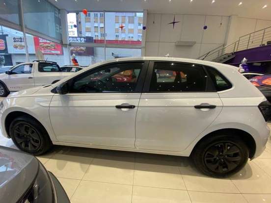 VOLKSWAGEN-POLO-2024