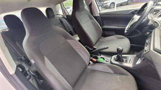 VOLKSWAGEN-POLO-2024