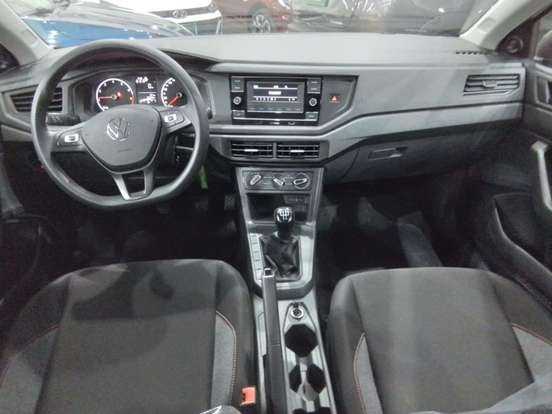 VOLKSWAGEN-POLO-2024
