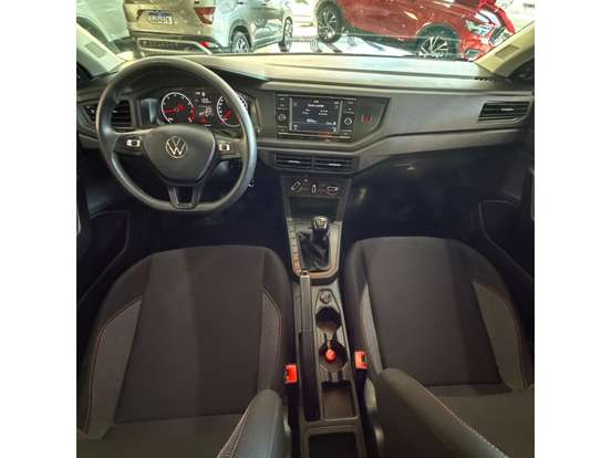 VOLKSWAGEN-POLO-2024