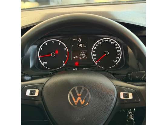 VOLKSWAGEN-POLO-2024