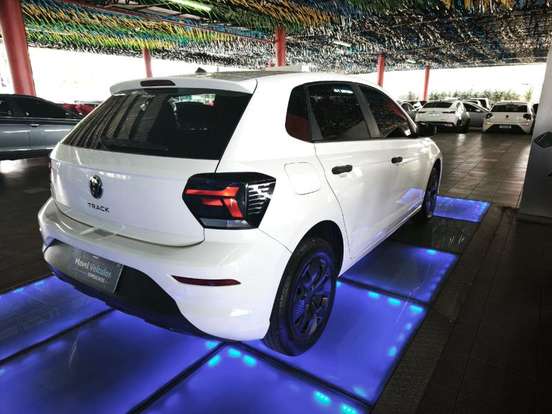 VOLKSWAGEN-POLO-2024