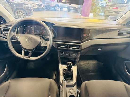 VOLKSWAGEN-POLO-2024