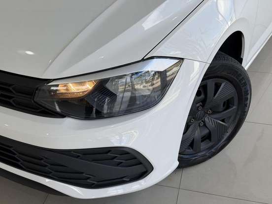 VOLKSWAGEN-POLO-2025