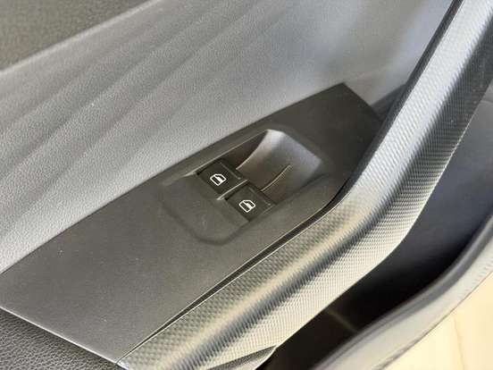 VOLKSWAGEN-POLO-2025