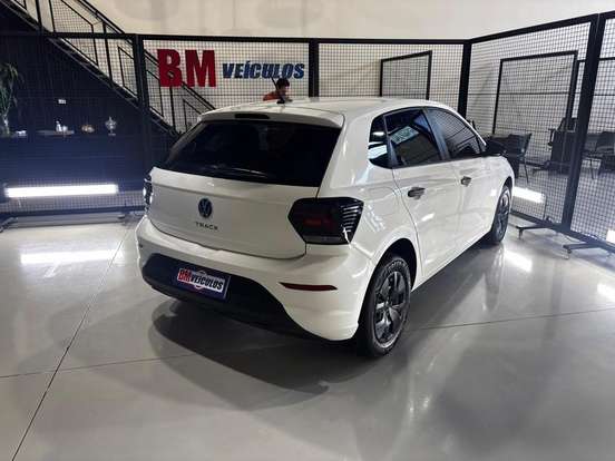 VOLKSWAGEN-POLO-2024