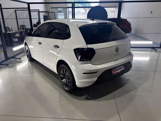 VOLKSWAGEN-POLO-2024