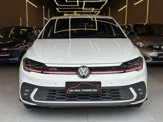 VOLKSWAGEN-POLO-2023