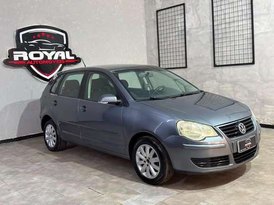 VOLKSWAGEN-POLO-2010