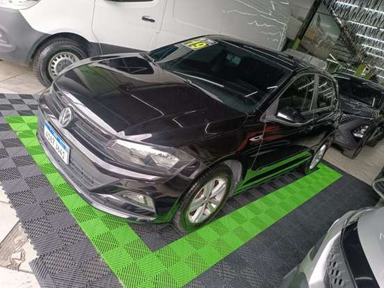 VOLKSWAGEN-POLO-2018