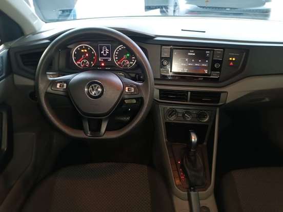 VOLKSWAGEN-POLO-2018