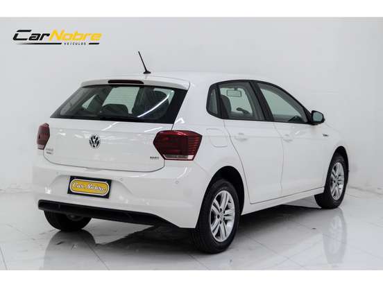 VOLKSWAGEN-POLO-2018