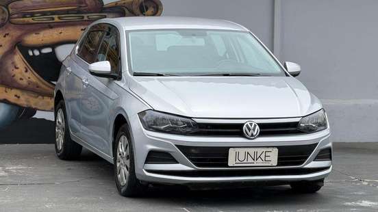 VOLKSWAGEN-POLO-2019
