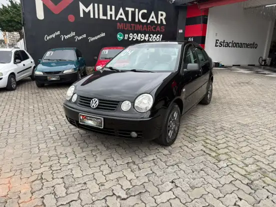 VOLKSWAGEN-POLO SEDAN-1.6 8V GASOLINA 4P MANUAL VOLKSWAGEN-POLO SEDAN-2004