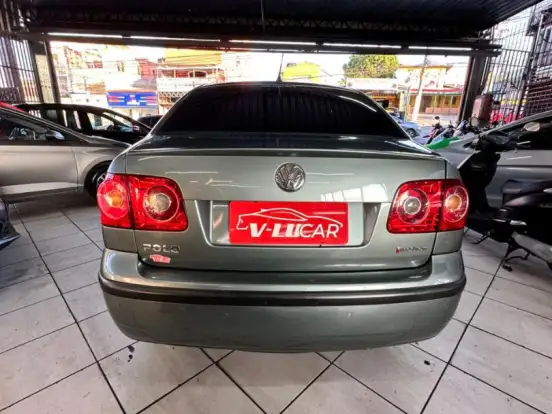 VOLKSWAGEN-POLO SEDAN-1.6 MI 8V FLEX 4P AUTOMATIZADO VOLKSWAGEN-POLO SEDAN-2010