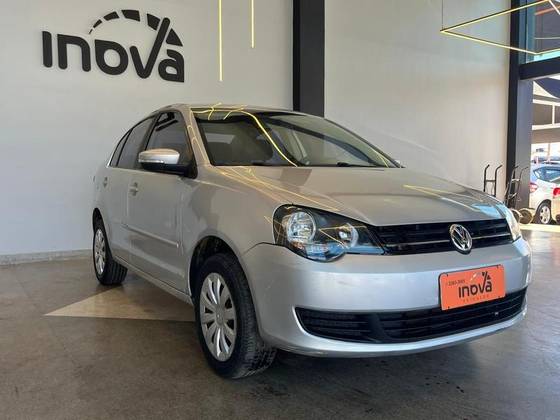 VOLKSWAGEN POLO SEDAN 1.6 MI 8V FLEX 4P MANUAL