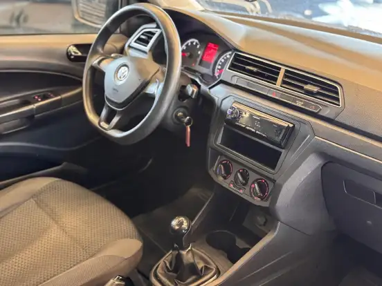 VOLKSWAGEN-SAVEIRO-2022