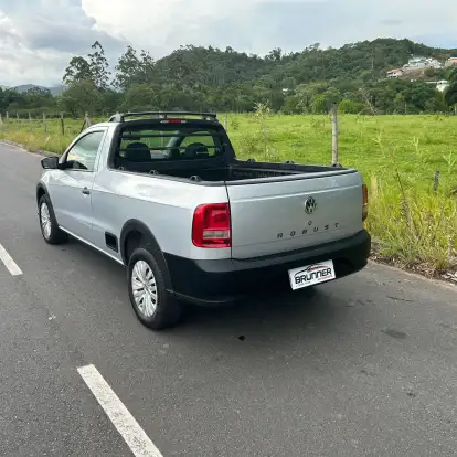 VOLKSWAGEN-SAVEIRO-2023