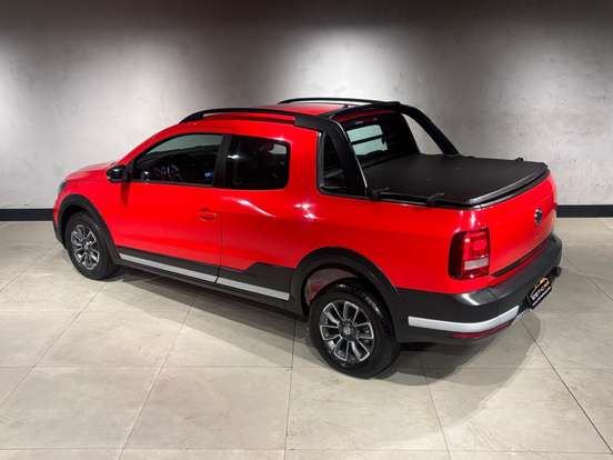 VOLKSWAGEN-SAVEIRO-2022