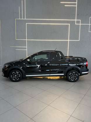 VOLKSWAGEN-SAVEIRO-2016
