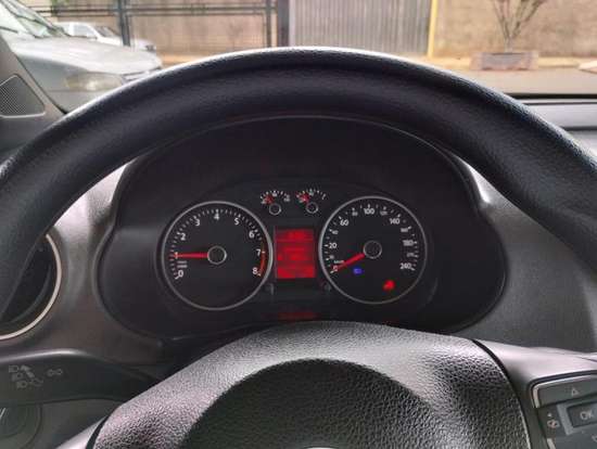 VOLKSWAGEN-SAVEIRO-2013