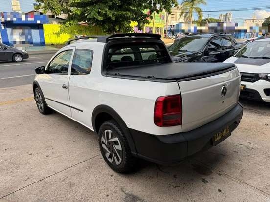VOLKSWAGEN-SAVEIRO-2019