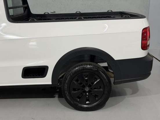 VOLKSWAGEN-SAVEIRO-2017