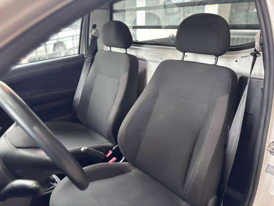 VOLKSWAGEN-SAVEIRO-1.6 MSI ROBUST CS 16V FLEX 2P MANUAL VOLKSWAGEN-SAVEIRO-2025