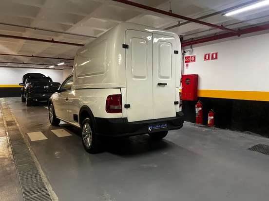 VOLKSWAGEN-SAVEIRO-2023