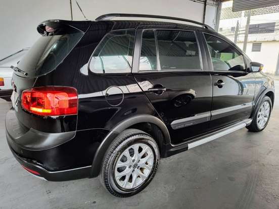 VOLKSWAGEN-SPACE CROSS-2013