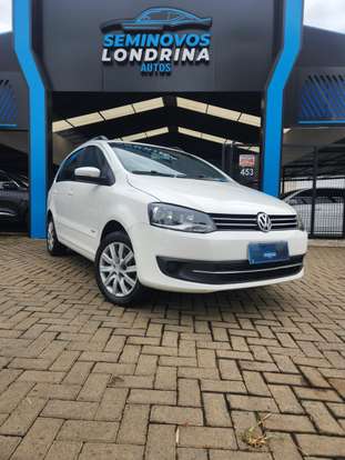 VOLKSWAGEN-SPACEFOX-2012