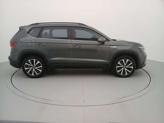 VOLKSWAGEN-TAOS-1.4 250 TSI TOTAL FLEX COMFORTLINE AUTOMÁTICO VOLKSWAGEN-TAOS-2024