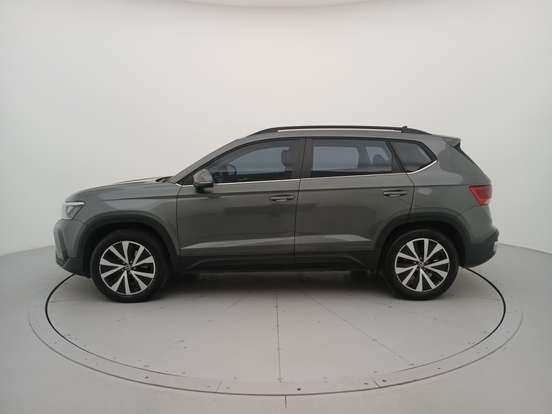 VOLKSWAGEN-TAOS-2024