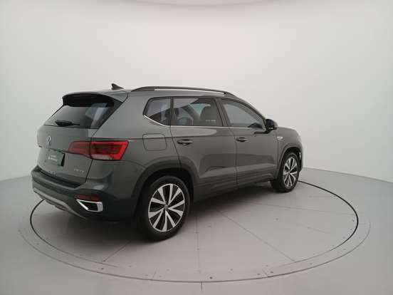 VOLKSWAGEN-TAOS-1.4 250 TSI TOTAL FLEX COMFORTLINE AUTOMÁTICO VOLKSWAGEN-TAOS-2024