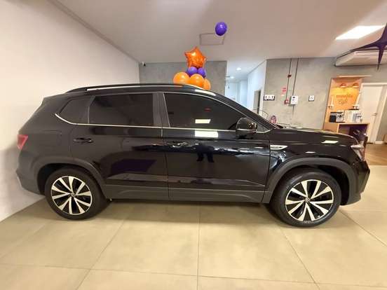 VOLKSWAGEN-TAOS-1.4 250 TSI TOTAL FLEX COMFORTLINE AUTOMÁTICO VOLKSWAGEN-TAOS-2025